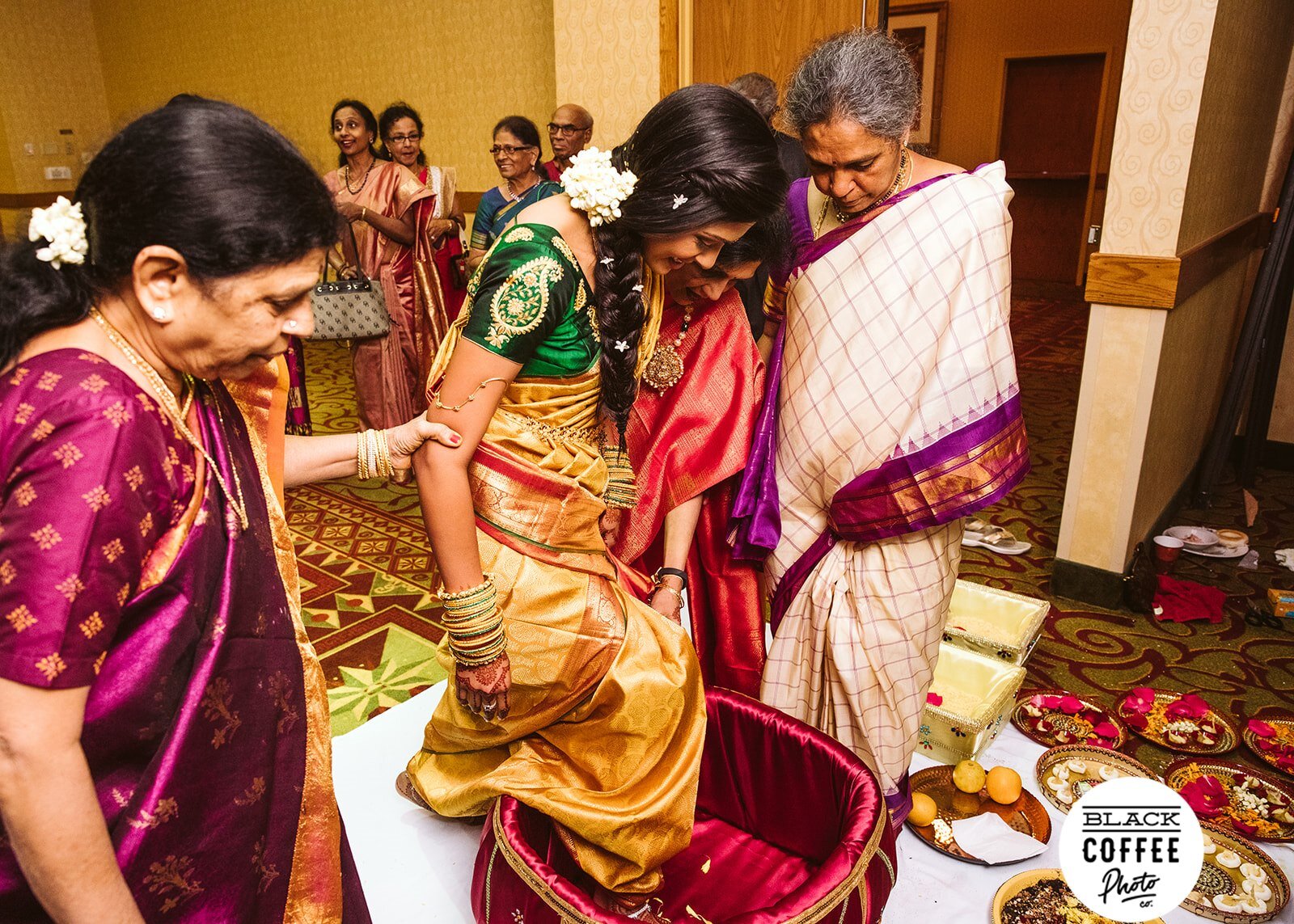 Hindu-Catholic Fusion Wedding _ Black Coffee Photo Co 127.jpg